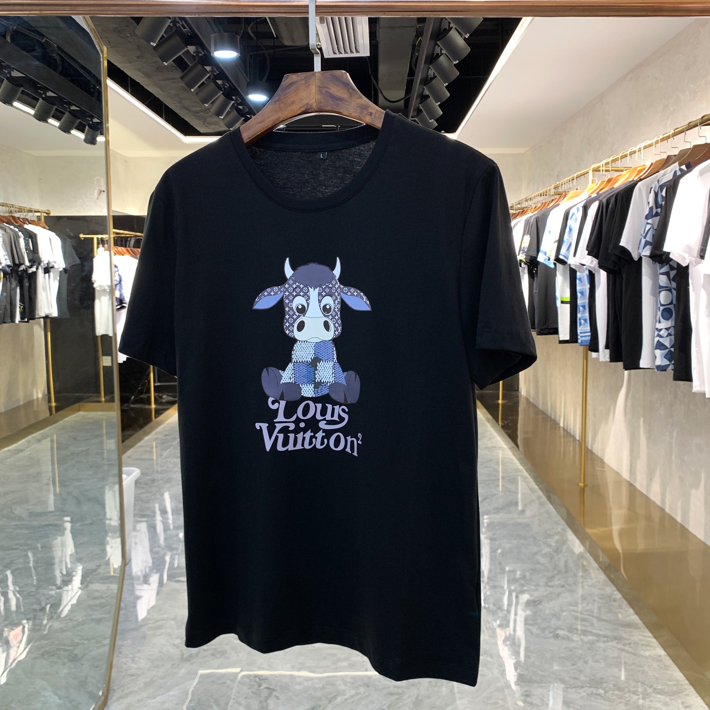Best Replica Louis Vuitton T-shirt - Colareps