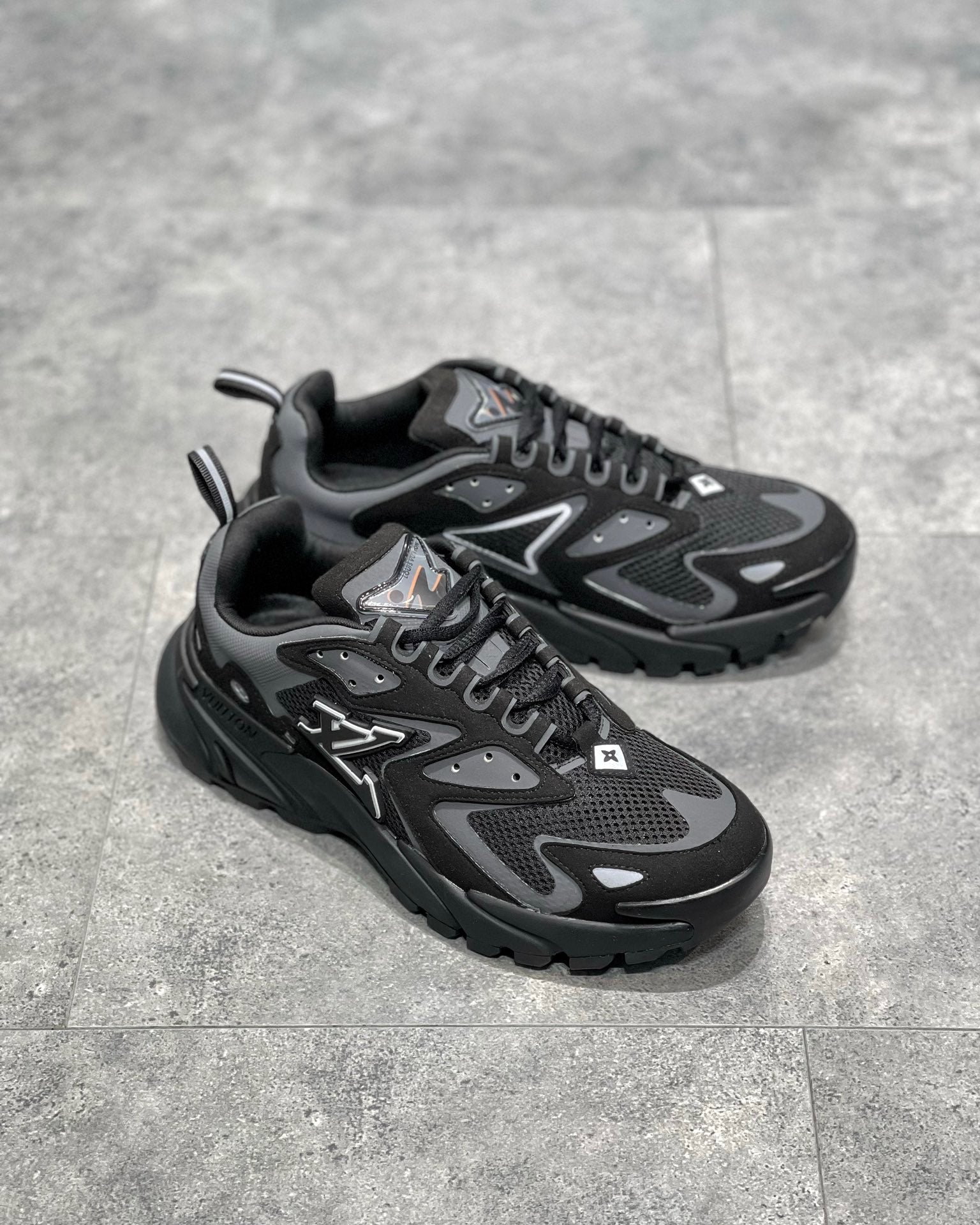 Best Replica Louis Vuitton Runner Tatic Sneaker - Colareps