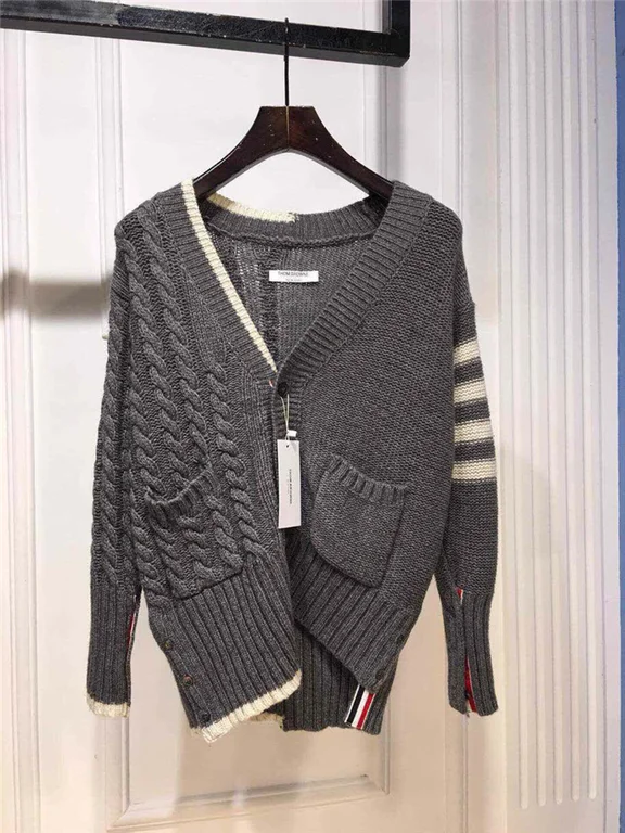 Best Replica Thom Browne Cardigan - Colareps