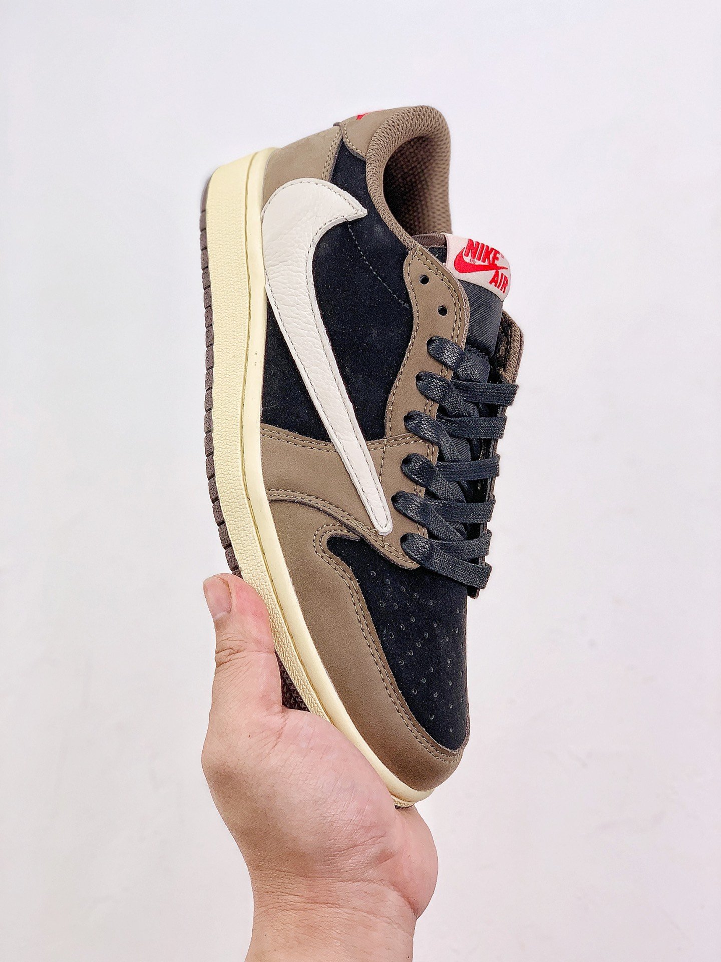 Best Replica Travis Scott X Air Jordan 1 Low Mocha Extended Size - Colareps