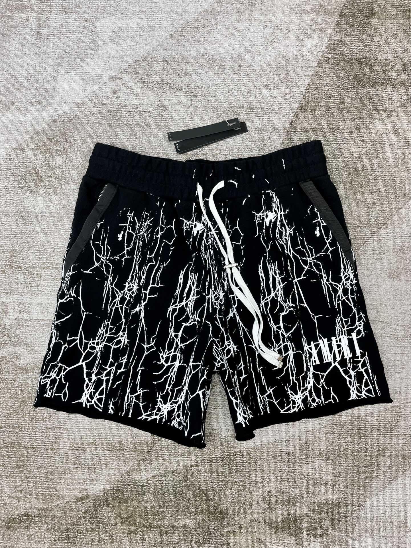 Best Replica 1:1 quality version White & Black cracked printed shorts - Colareps