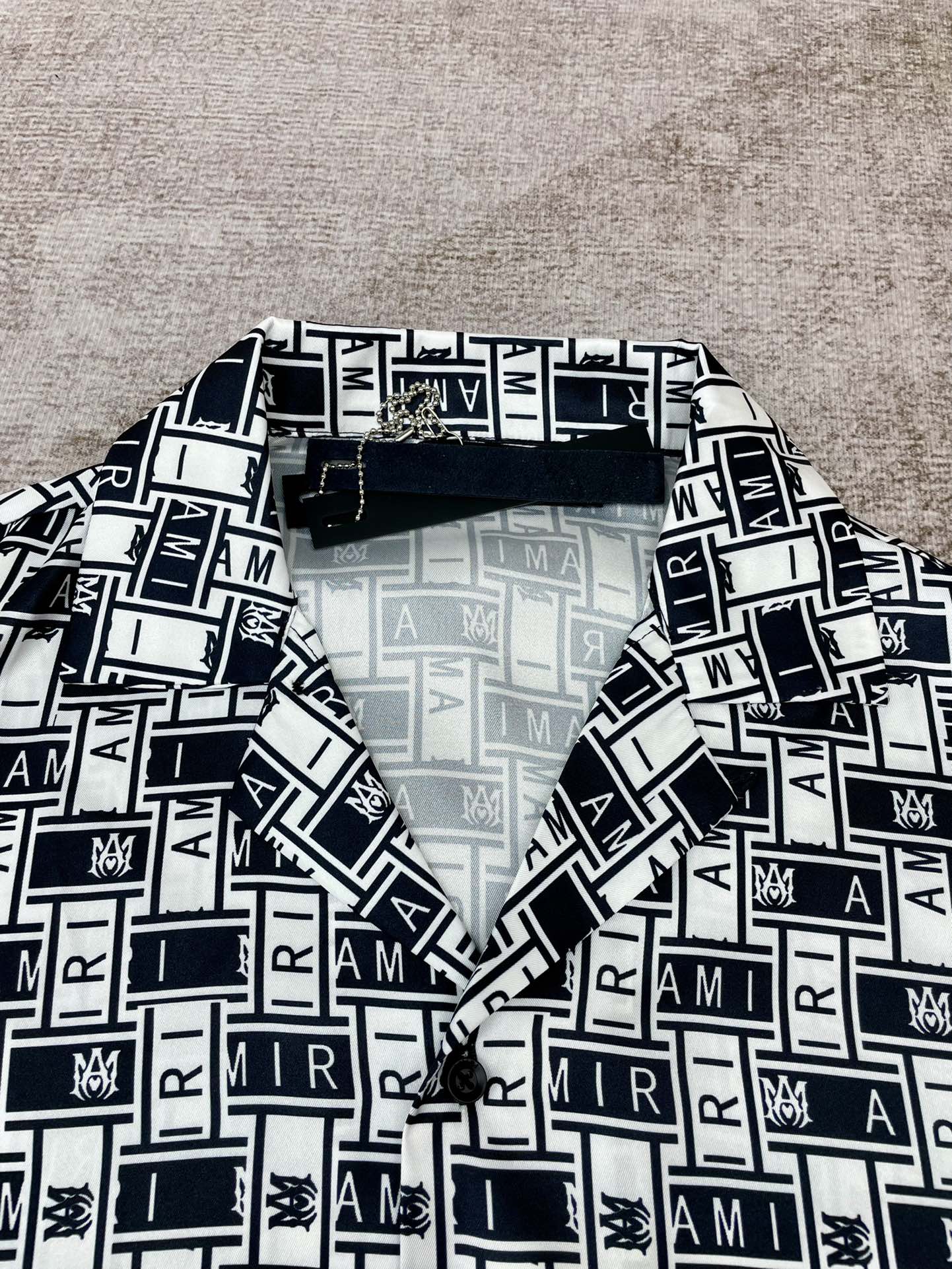 Best Replica 1:1 quality version Tessellated Silk Print Short Sleeve Shirt - Colareps