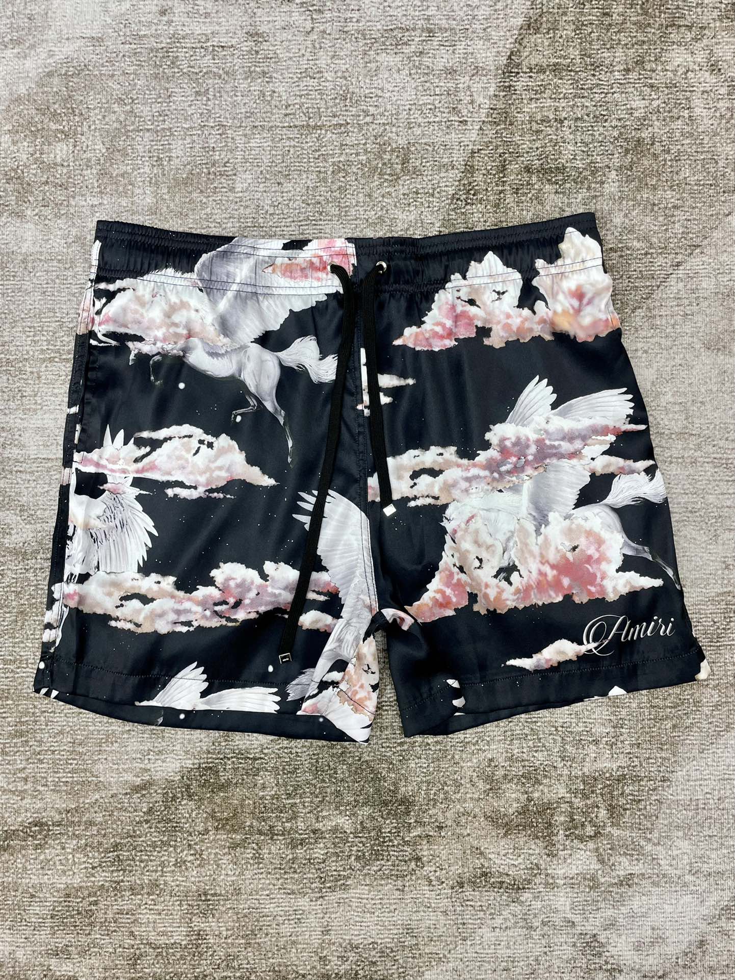 Best Replica 1:1 quality version Pegasus running through clouds shorts - Colareps