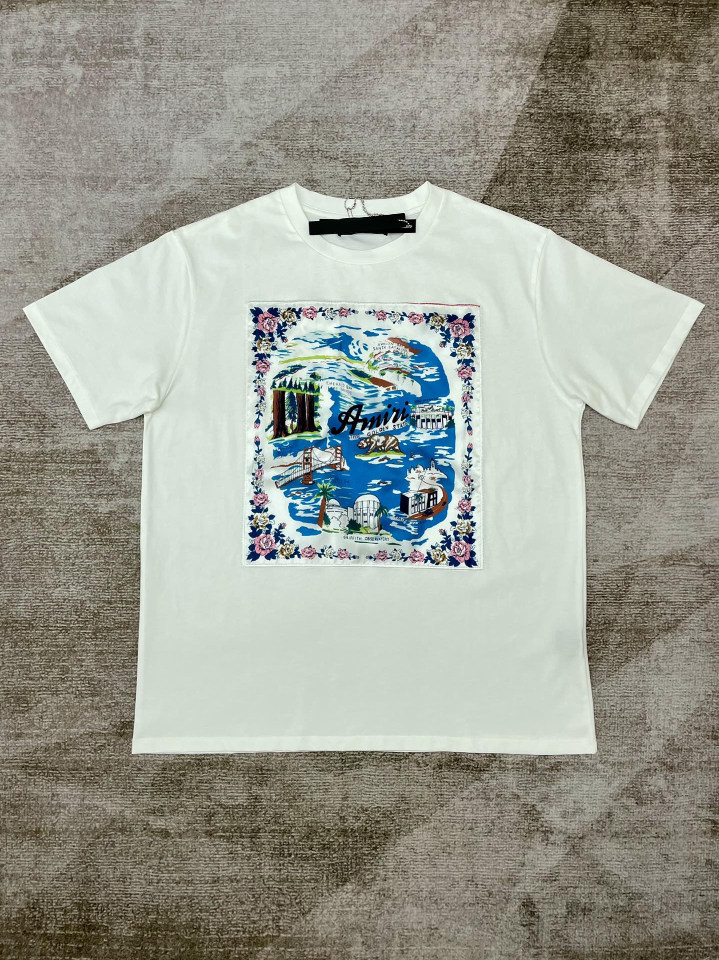 Best Replica 1:1 quality version New harbor scenery patch short sleeve tee 2 colors - Colareps