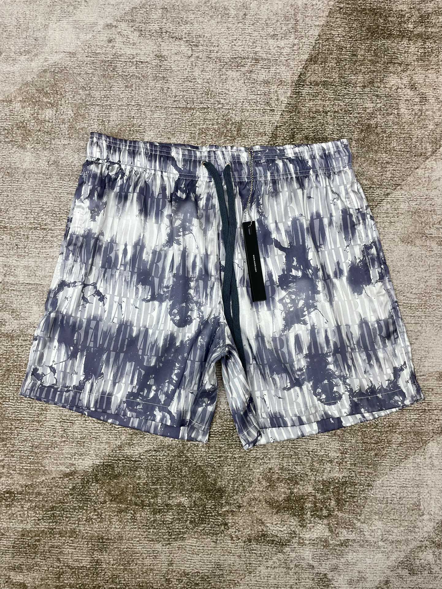 Best Replica 1:1 quality version Black & white tie-dye silk shorts - Colareps