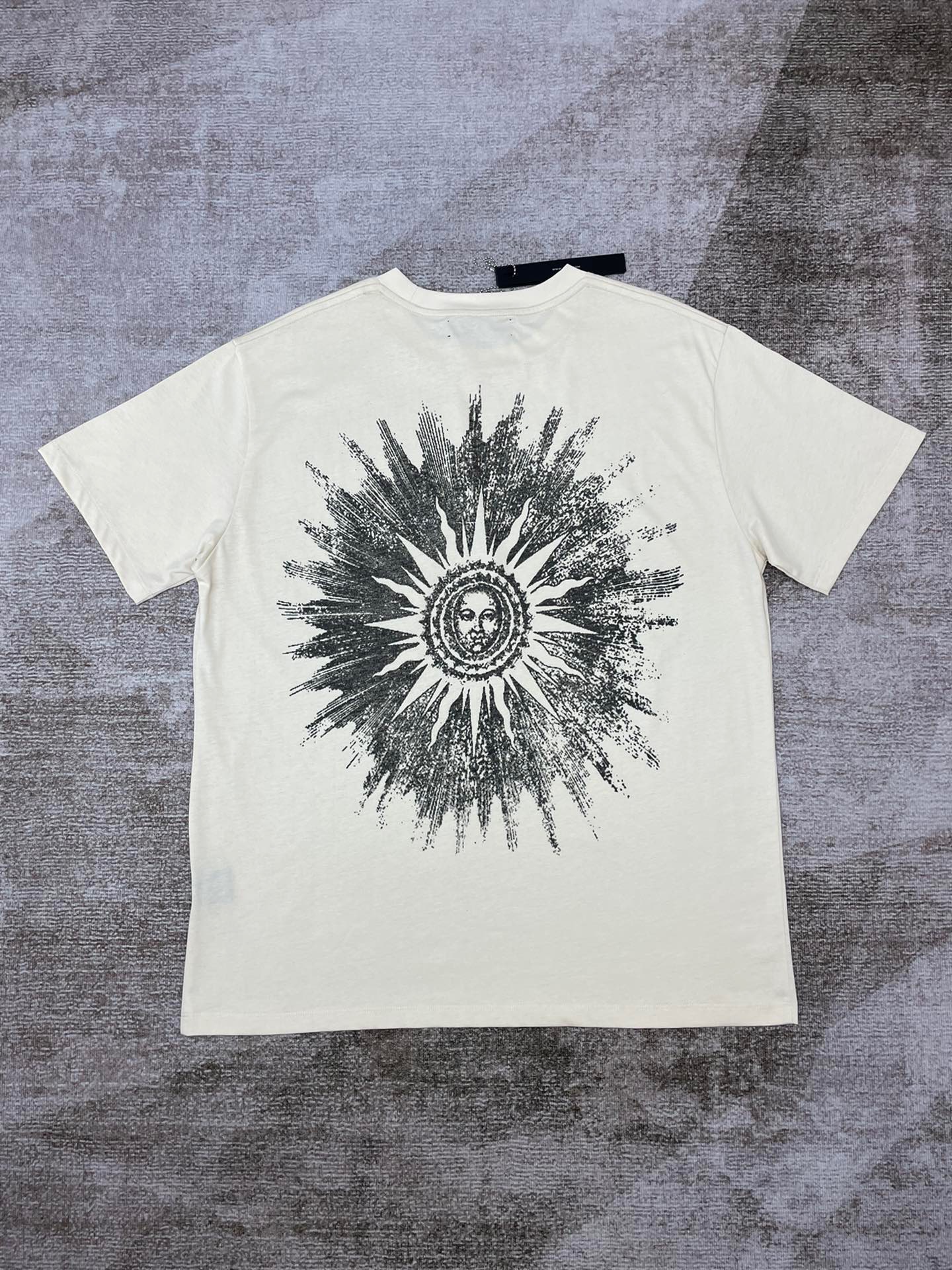 Best Replica Sun headshot tee 2 colors - Colareps