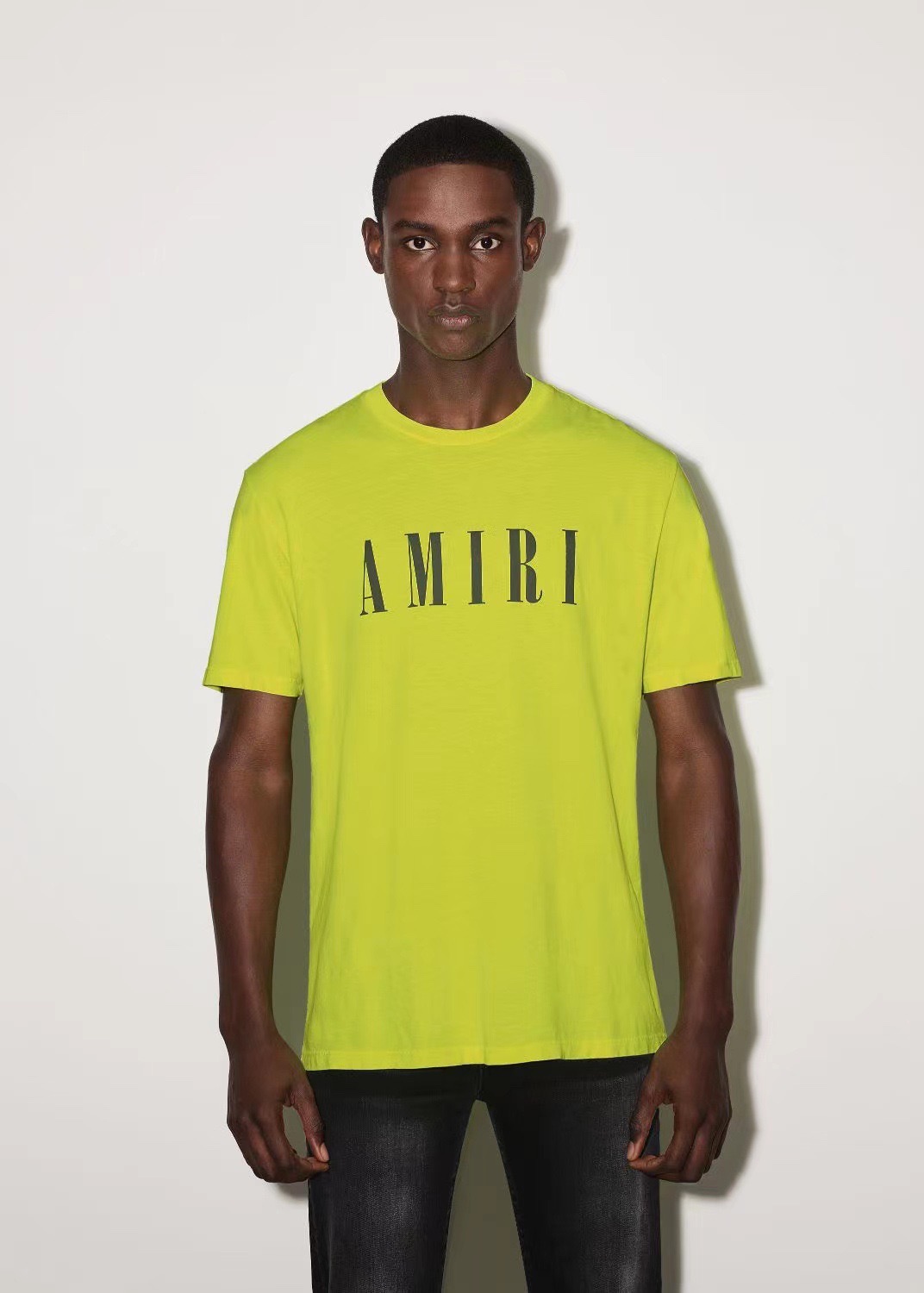 Best Replica 1:1 quality version Fluorescent yellow letter printed tee - Colareps