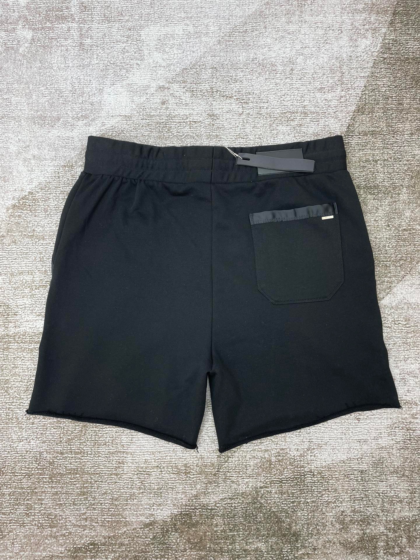 Best Replica 1:1 quality version Small letter hem destruction shorts - Colareps
