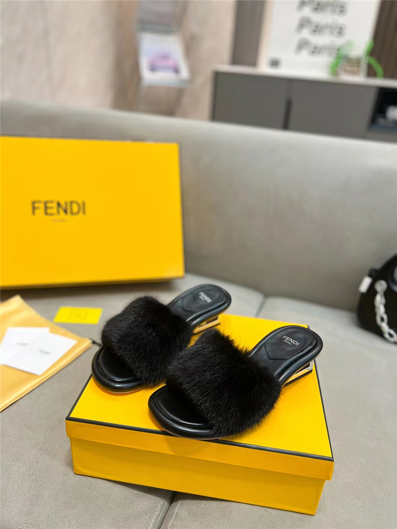 Best Replica fendi new mink fur slippers - Colareps