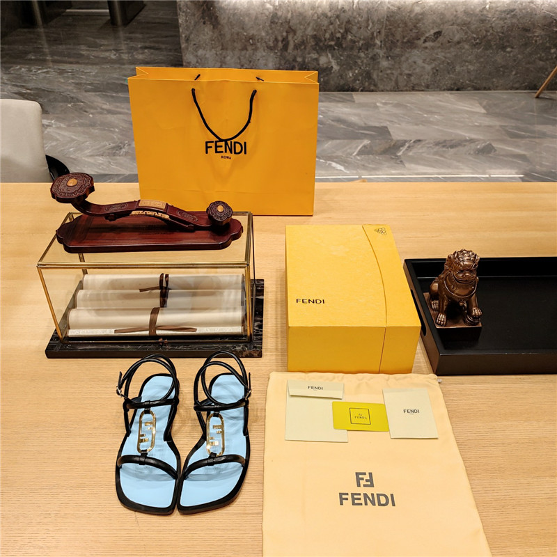 Best Replica fendi flat beach sandals - Colareps