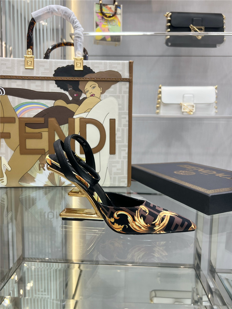 Best Replica fendi F-shaped three-dimensional heel pumps - Colareps