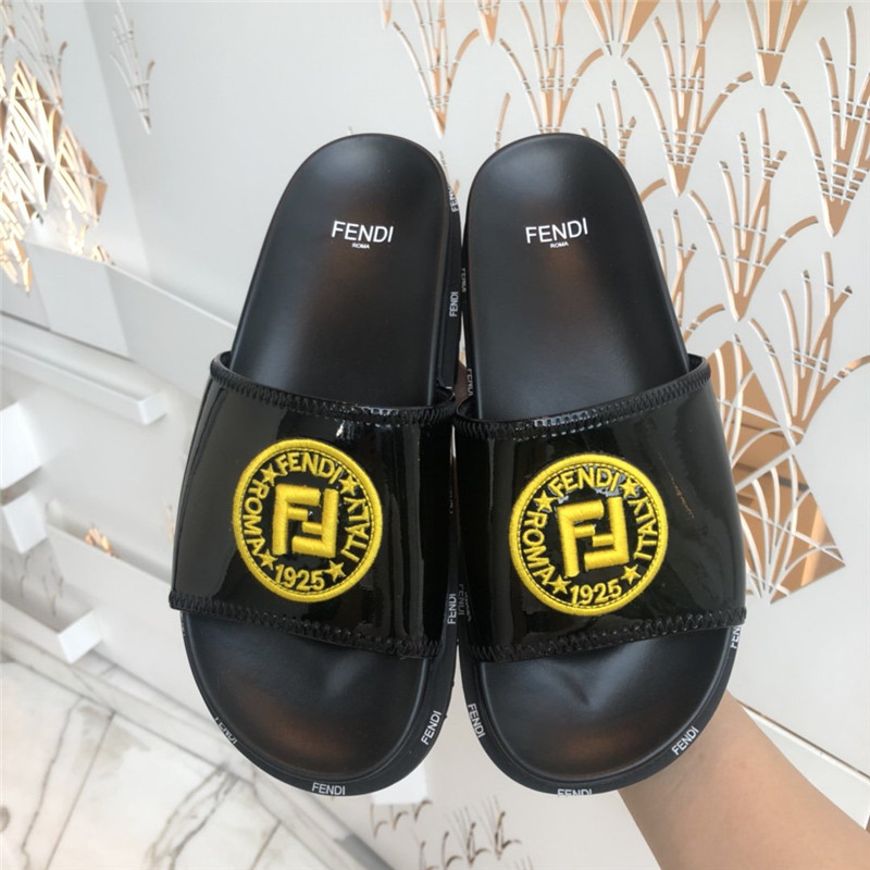 Best Replica Fendi FF logo slippers for women - Colareps