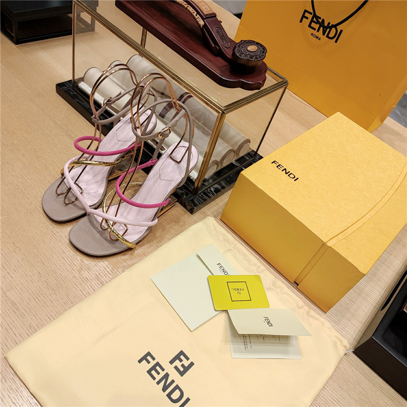 Best Replica fendi patchwork strap first pumps - Colareps