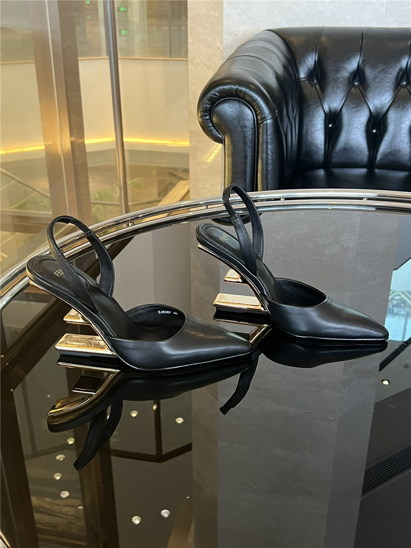 Best Replica fendi F-shaped three-dimensional heel pumps - Colareps