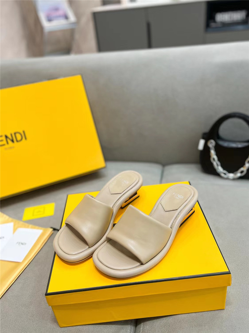 Best Replica fendi new slippers - Colareps