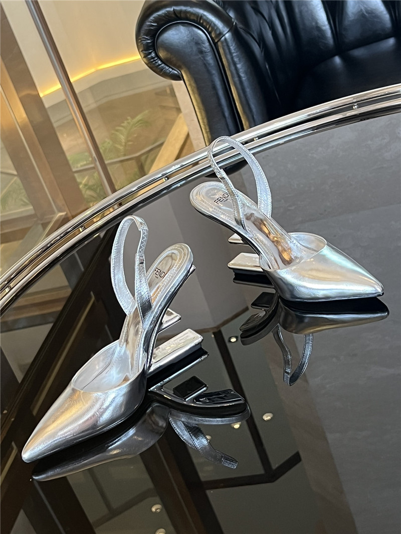 Best Replica fendi F-shaped three-dimensional heel pumps - Colareps