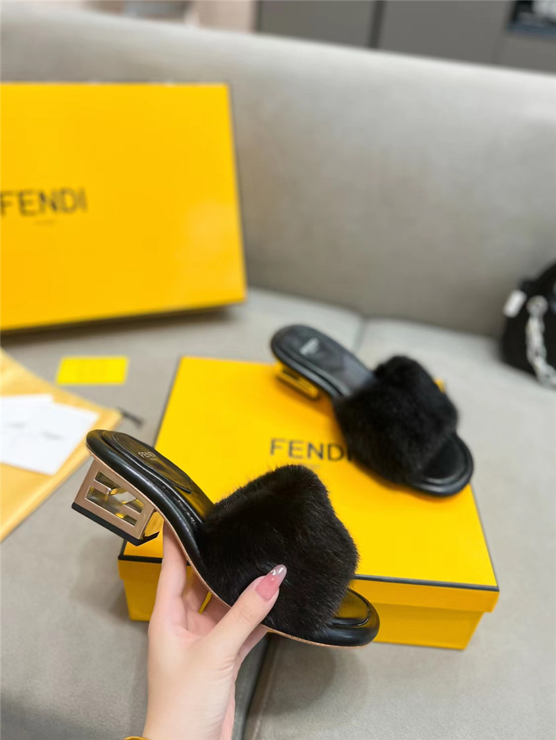 Best Replica fendi new mink fur slippers - Colareps