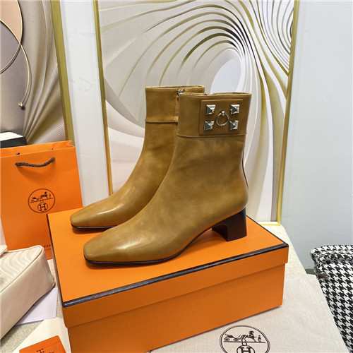 Best Replica Hermes Birkin Replica stud boots - Colareps