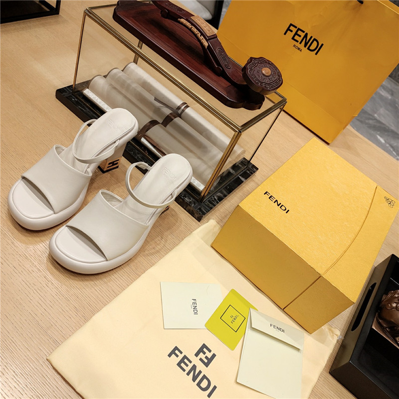 Best Replica fendi block heel sandals - Colareps