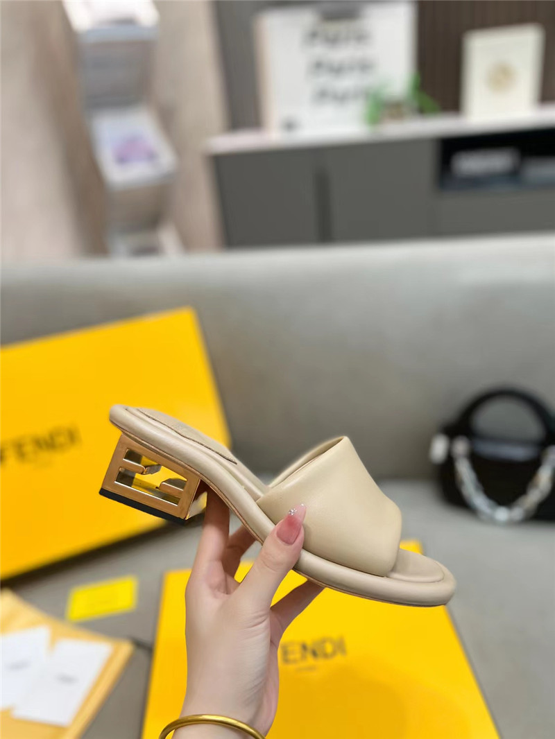 Best Replica fendi new slippers - Colareps