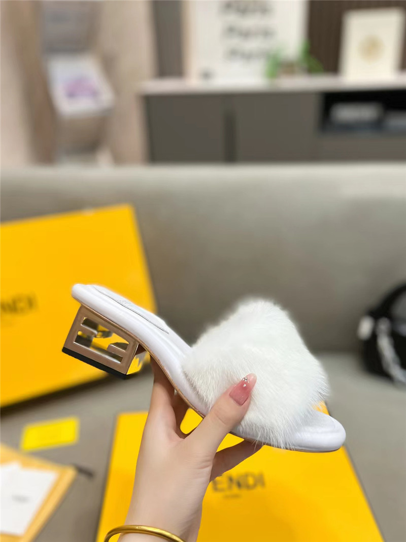 Best Replica fendi new mink fur slippers - Colareps