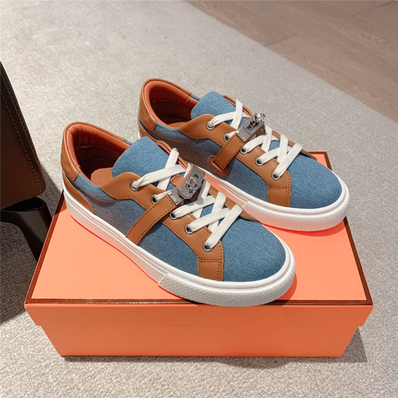 Best Replica Hermès British retro design white shoes - Colareps