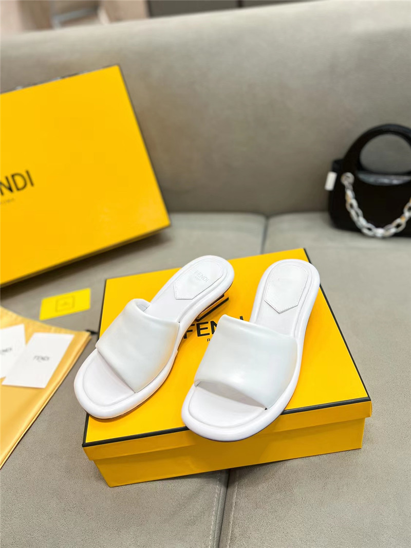 Best Replica fendi new slippers - Colareps