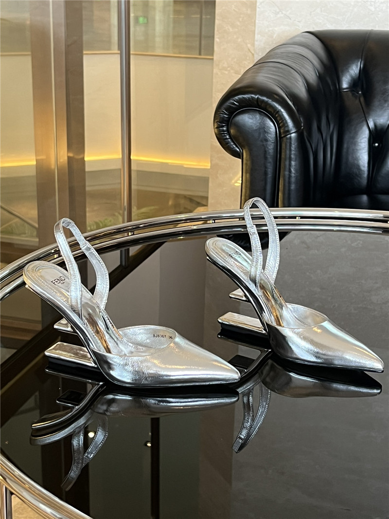 Best Replica fendi F-shaped three-dimensional heel pumps - Colareps