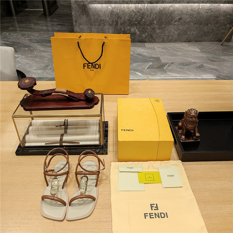 Best Replica fendi flat beach sandals - Colareps