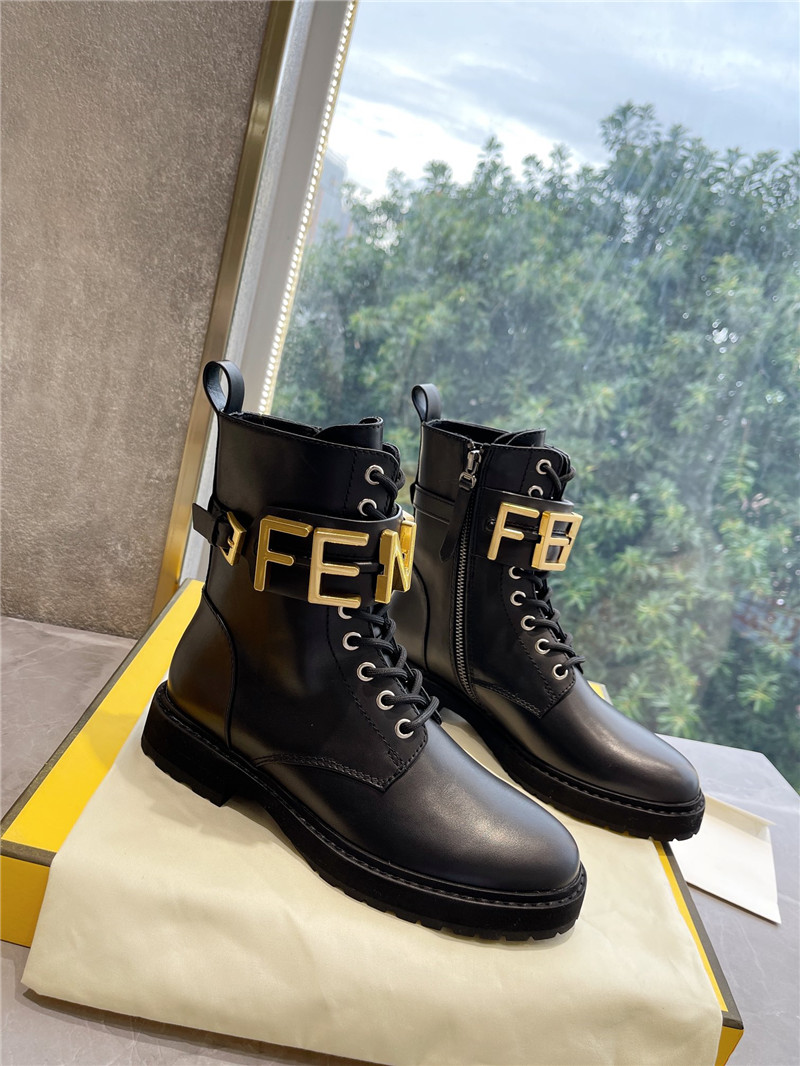 Best Replica fendi logo martin boots - Colareps