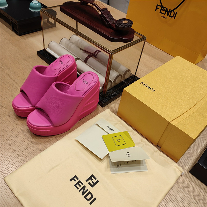 Best Replica fendi wedge platform sandals - Colareps