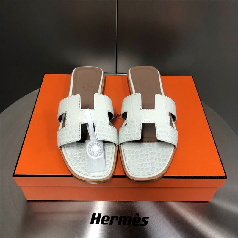 Best Replica hermes oran crocodile slippers - Colareps