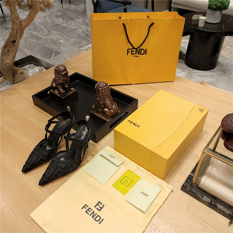 Best Replica fendi flocked embroidered pointed toe sandals - Colareps