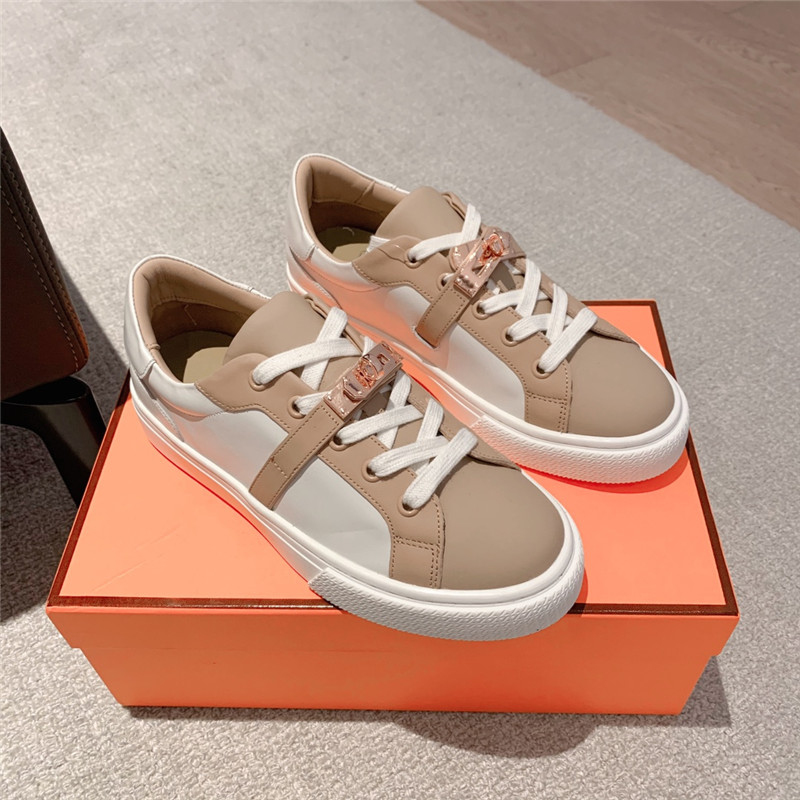 Best Replica Hermès British retro design white shoes - Colareps