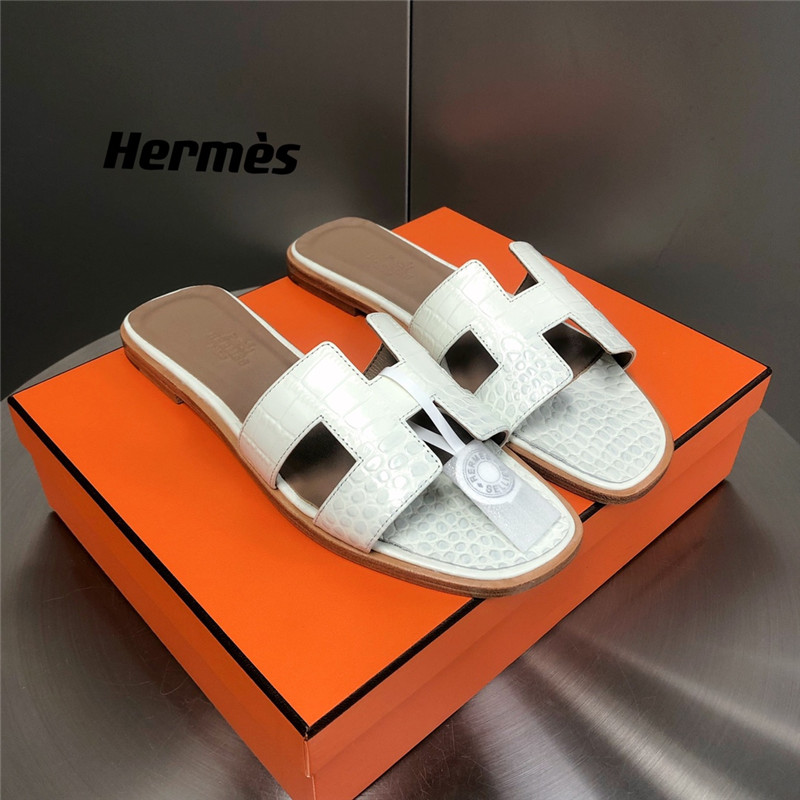 Best Replica hermes oran crocodile slippers - Colareps