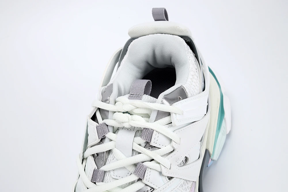 Best Replica BALENCIAGA TRIPLE-S WHITE ICE BLUE - Colareps