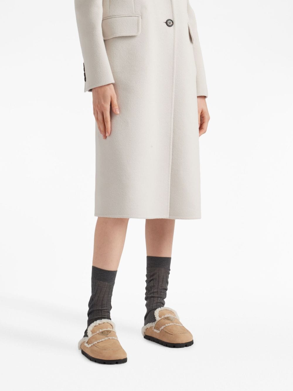 Best Replica Replica Pradas triangle-logo shearling slippers - Colareps