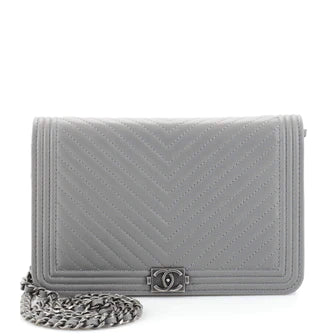 Best Replica Chanel Boy Wallet on Chain Chevron Calfskin - Colareps