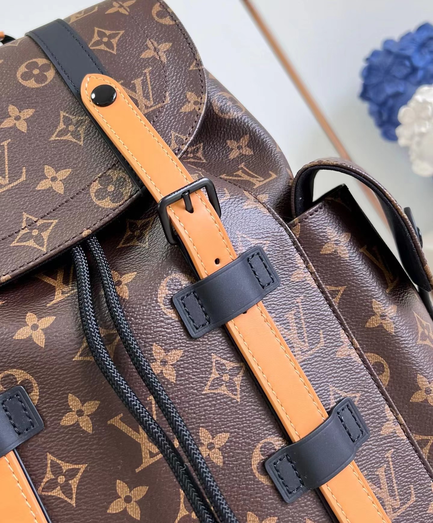 Best Replica Louis Vuitton Christopher MM Radiant Sun - Colareps