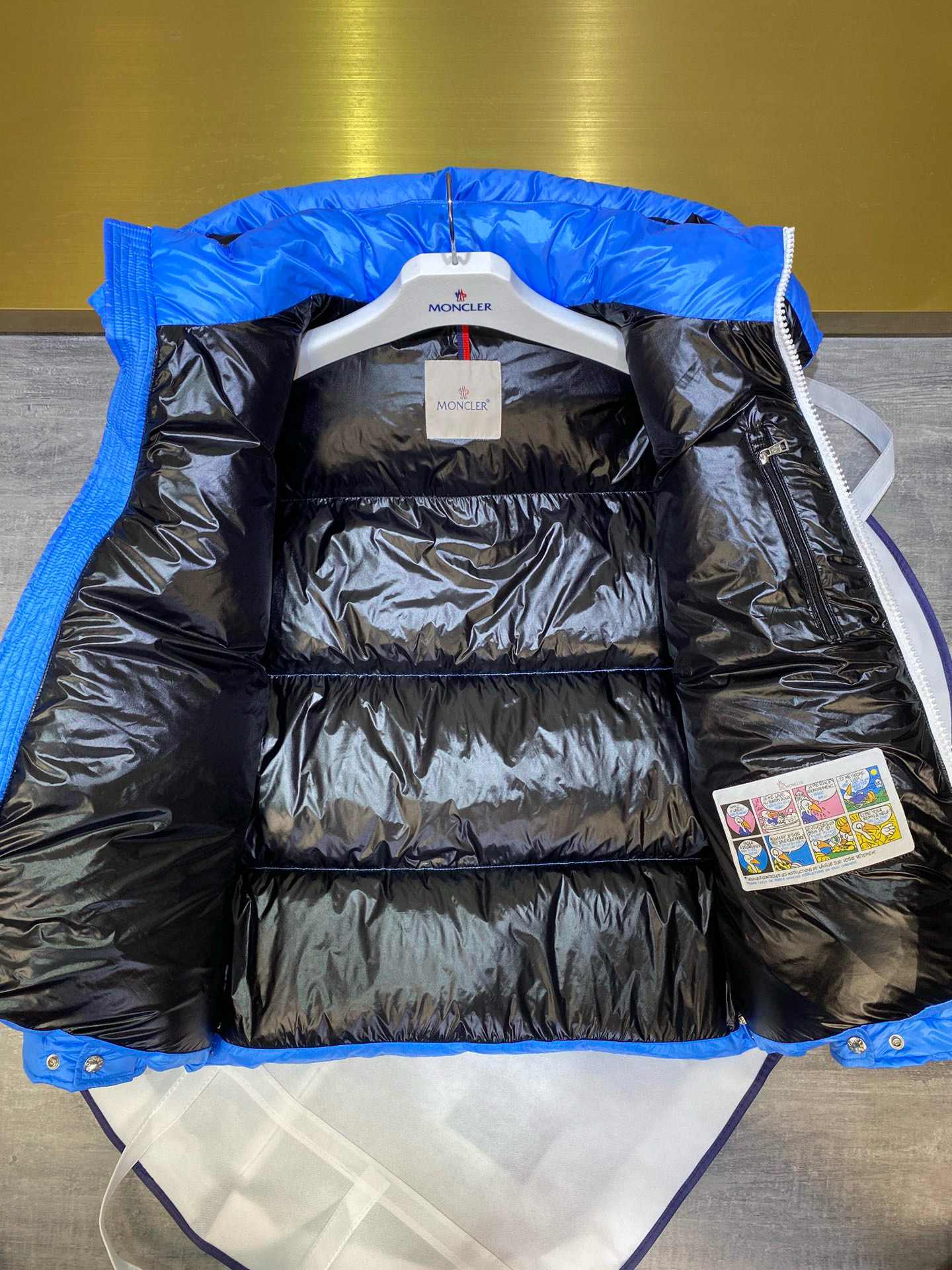 Best Replica Moncler celebrity style bread suit - Colareps