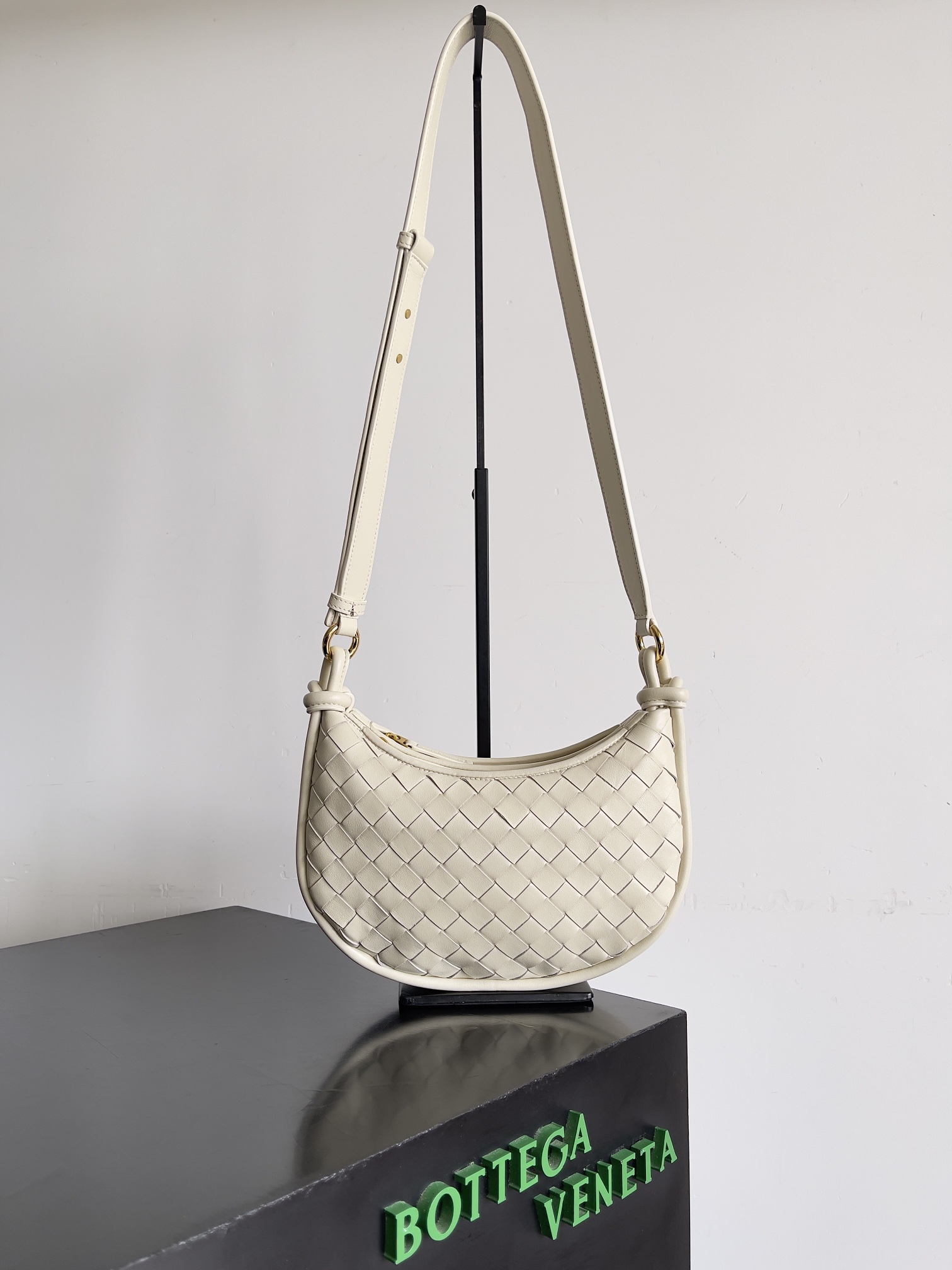 Best Replica Bottega Veneta Woman - Colareps
