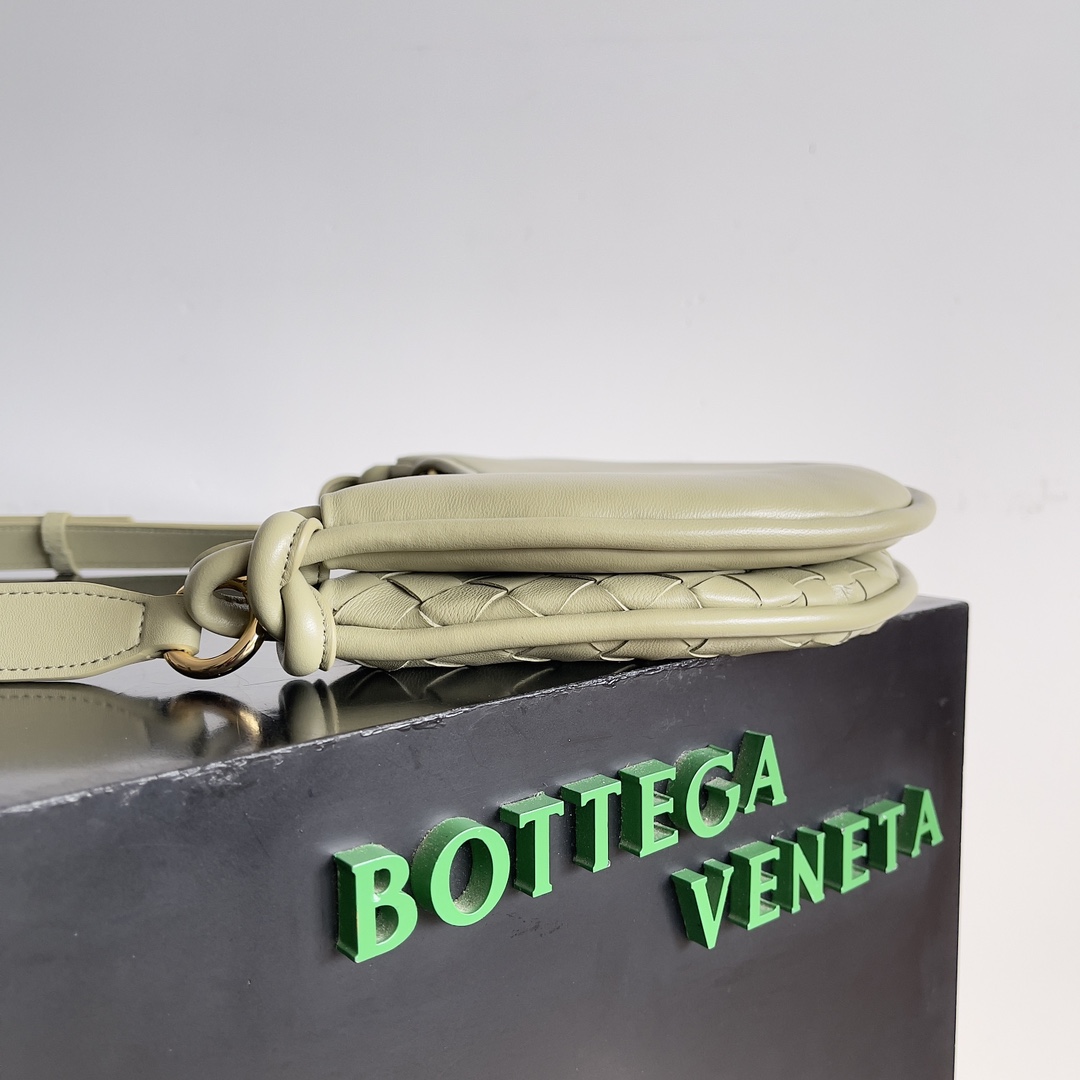 Best Replica Bottega Veneta Woman - Colareps