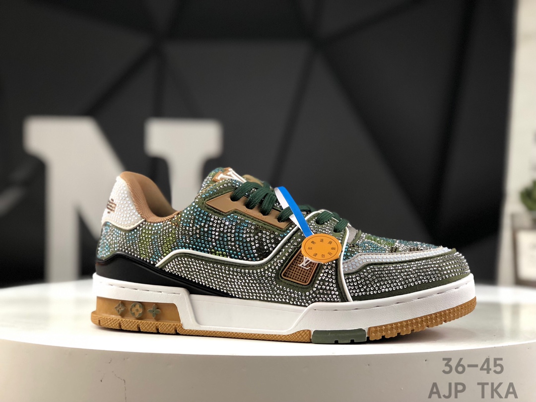 Best Replica Louis Vuitton Trainer Crystal Embellished Sneakers Replica - Colareps