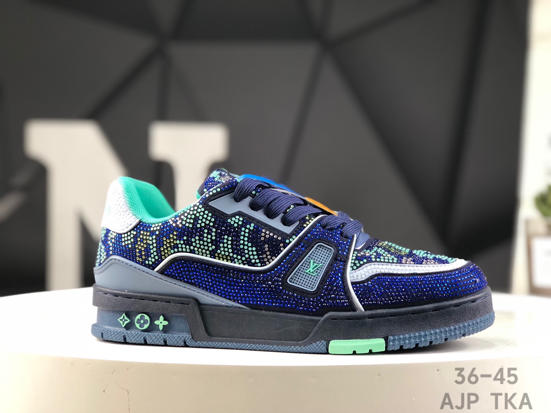 Best Replica Louis Vuitton Trainer Crystal Embellished Sneakers Replica - Colareps