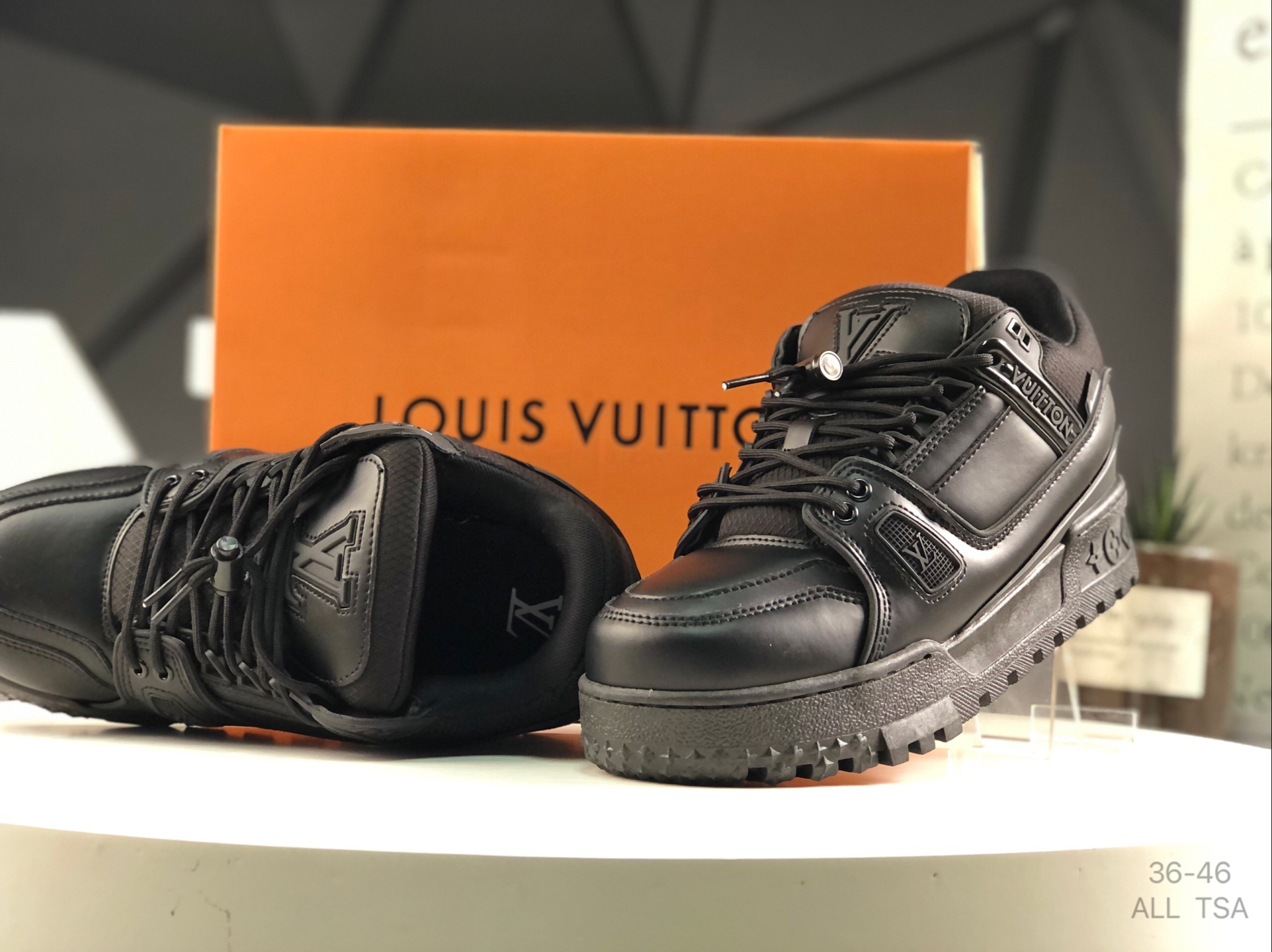 Best Replica Louis Vuitton Trainer Sneakers Replica - Colareps