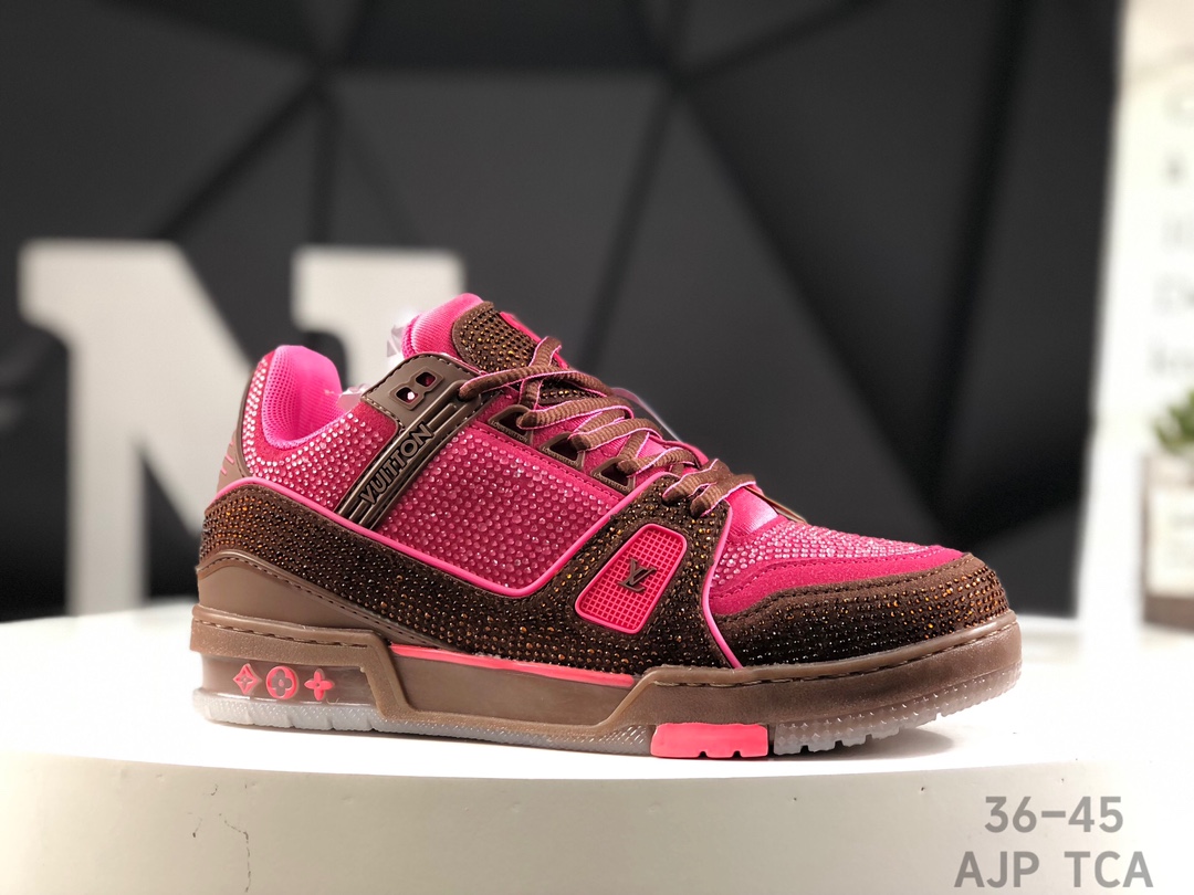 Best Replica Louis Vuitton Trainer Crystal Embellished Sneakers Replica - Colareps