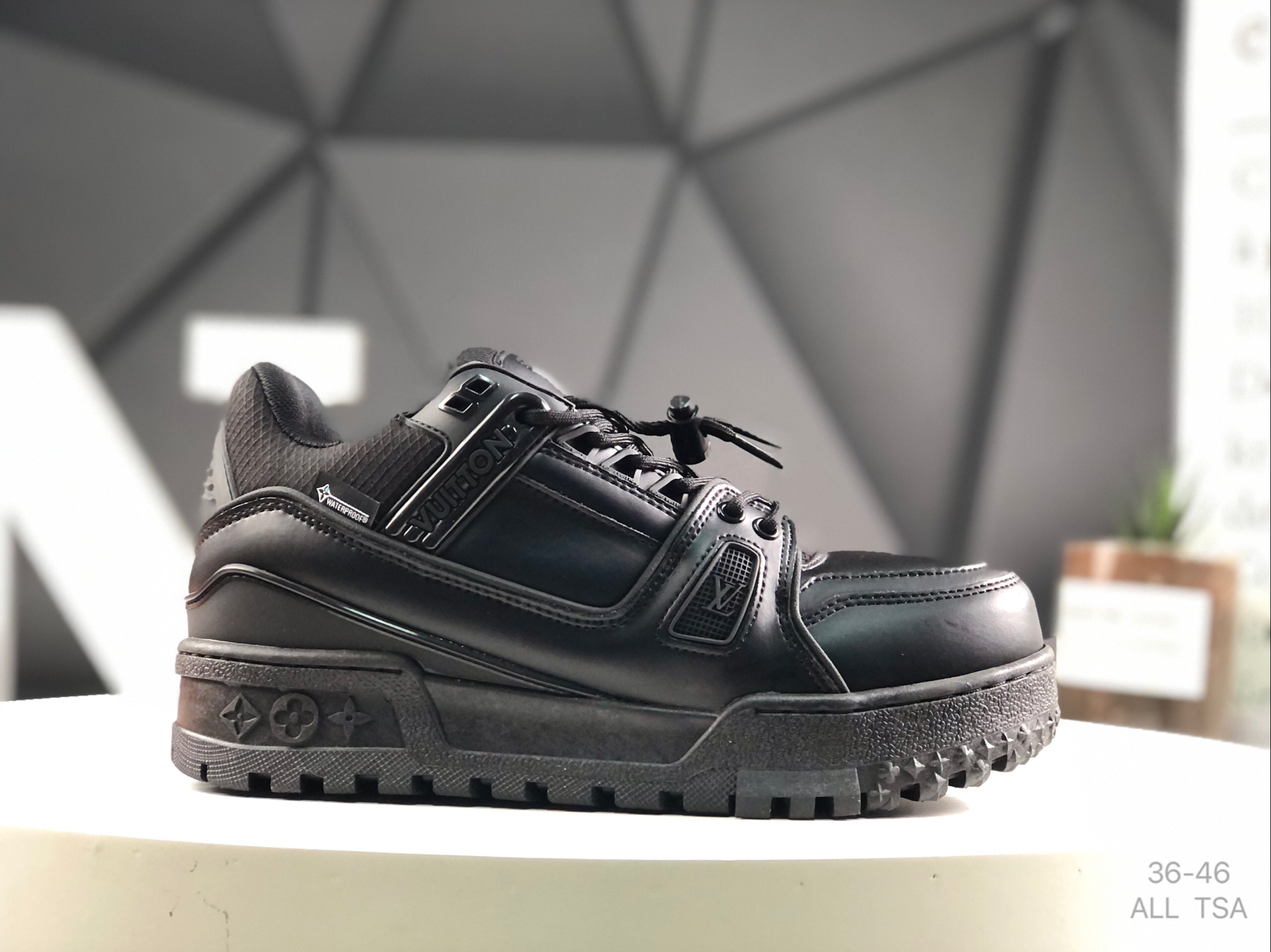 Best Replica Louis Vuitton Trainer Sneakers Replica - Colareps