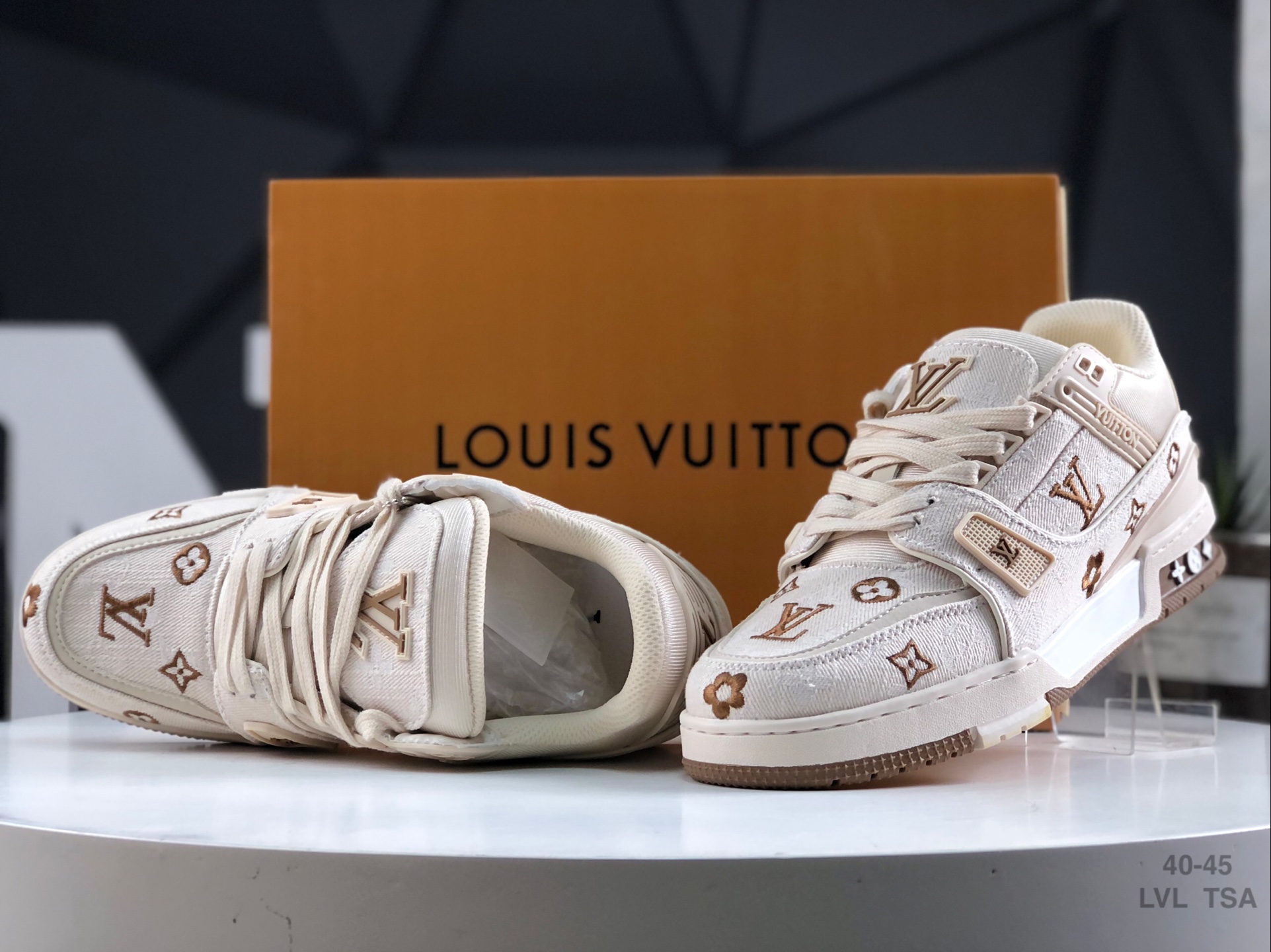 Best Replica Louis Vuitton sneakers - Colareps