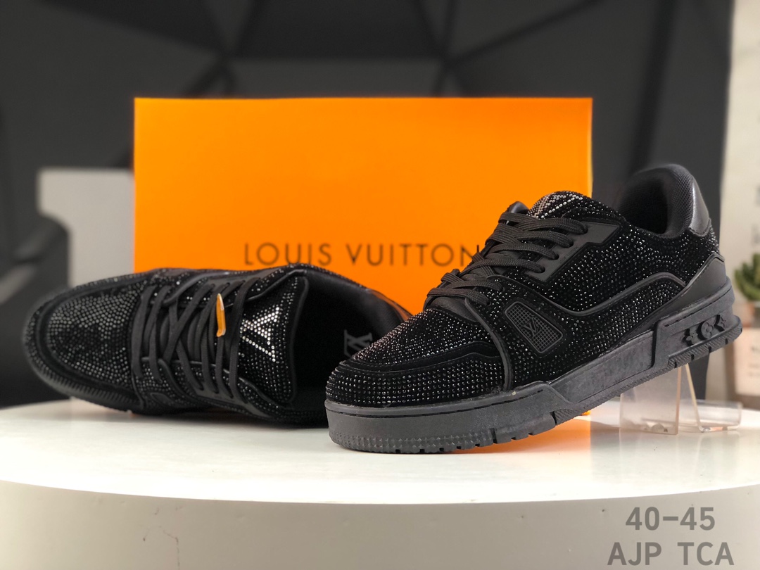 Best Replica Louis Vuitton Trainer Crystal Embellished Sneakers Replica - Colareps