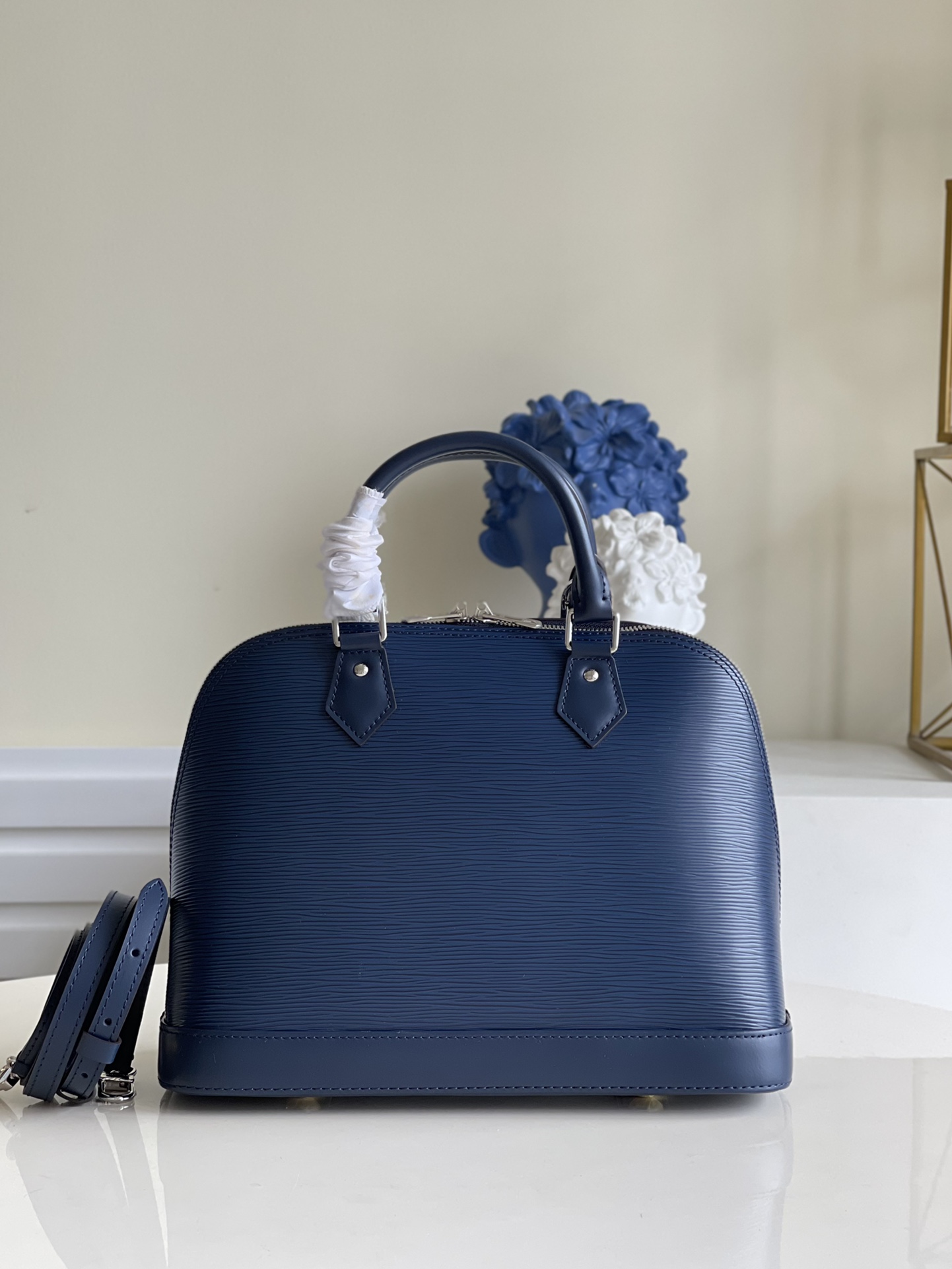 Best Replica Top original M40862 Blue ALMA small handbag - Colareps